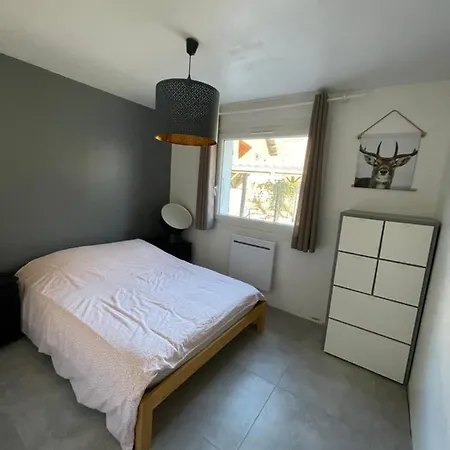 Cosy A Bourg D'oisans Apartment *